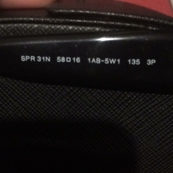 Prada sunglasses - Picture 5 of 6